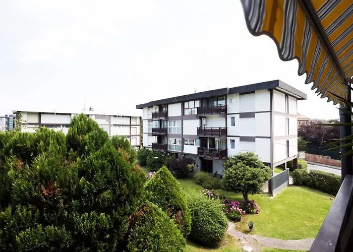 Mendizabal - Basquenjoy Апартаменты Хондаррибиа